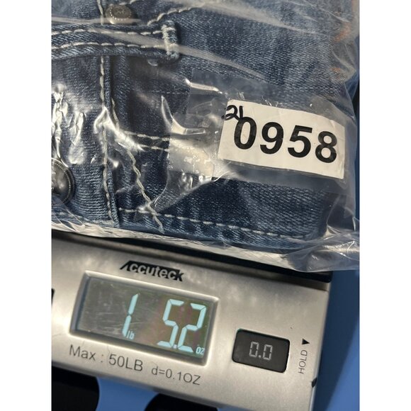 ARIAT Women Mid Rise Straight Jeans Blue size 27S (short) - Picture 13 of 13